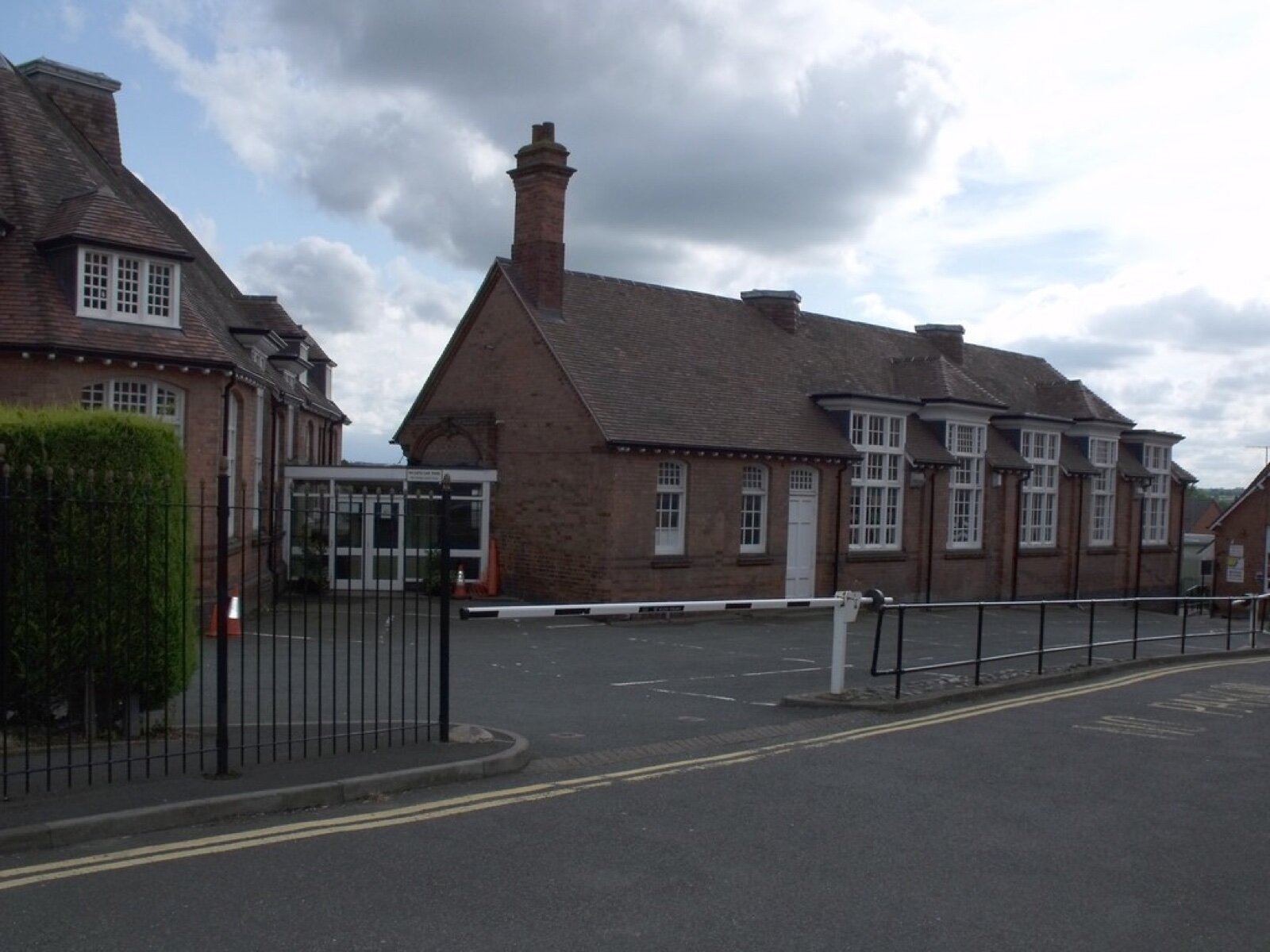 The red-brick Victorian frontage of Westgate Primary School on Bowling Green Street in Warwick